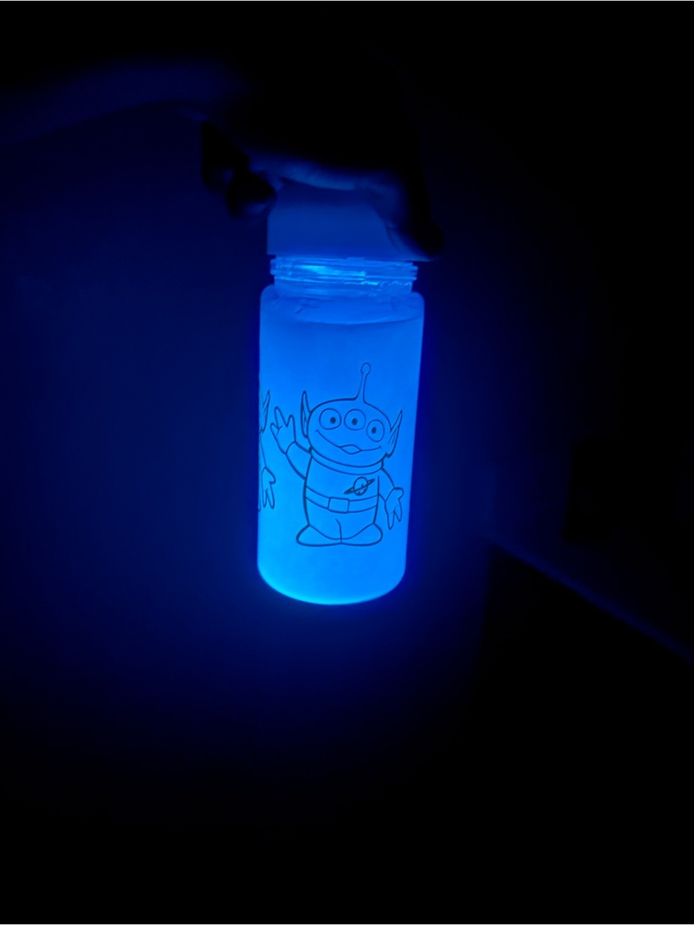 ✨ KID SNOWGLOBE 12OZ WATER BOTTLES ✨